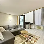 Ati's - Downtown 2 Bedroom