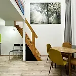 Ati's - Downtown 2 Bedroom Apartamento Budapest