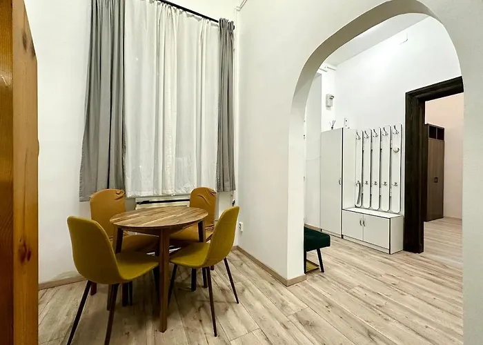 Apartmán Ati's - Downtown 2 Bedroom Budapešť