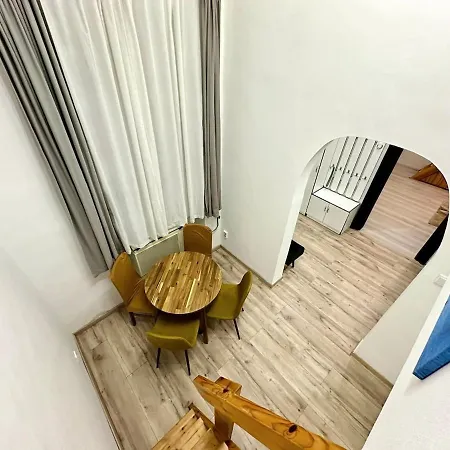 公寓 Ati's - Downtown 2 Bedroom *